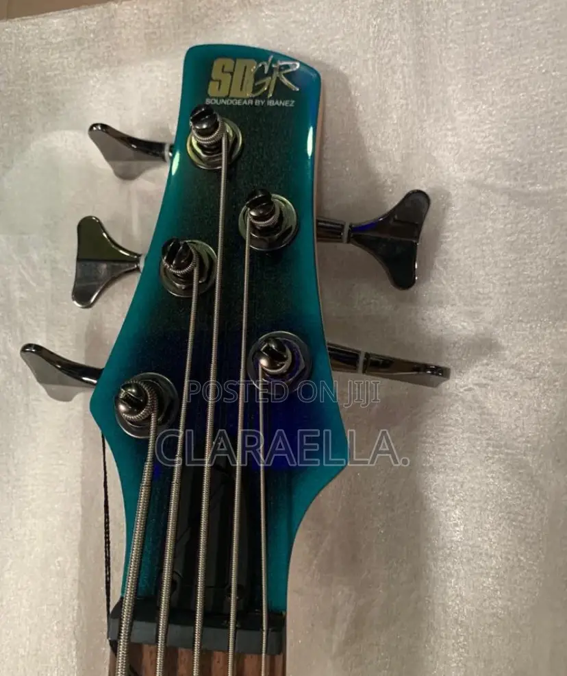 Sr305 Five String Ibanez Active Bass Guitar