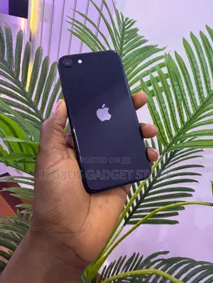 Apple iPhone SE (2022) 64 GB Blue