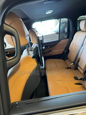 Lexus LX 2024 Silver