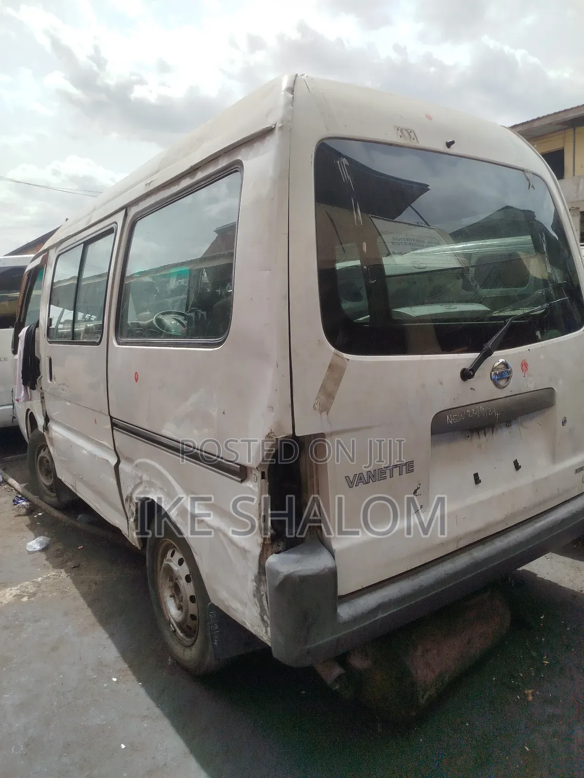 Nissan Vanette 2010 White