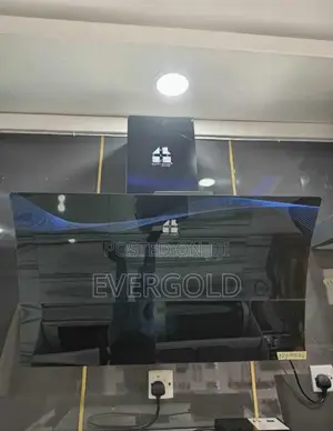 90cm Plasma Extractor With Charcoal Filter and Accessories