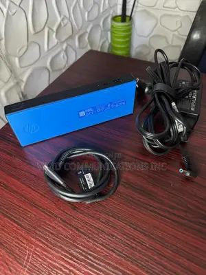 Hp Usb-C Universal Docking Station Bundle