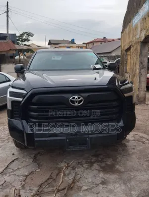 Toyota Tundra 2024 Front Windscreen