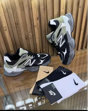 New Balance Nb9060 Running Shoes