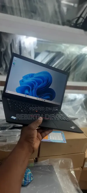 Laptop Lenovo ThinkPad T490s 16GB Intel Core i7 SSD 256GB