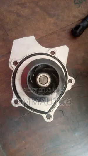 Engine Water Pump Audi Q3