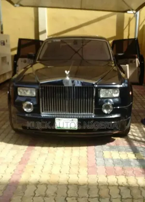 Tolls Royce Phantom Available for Rent
