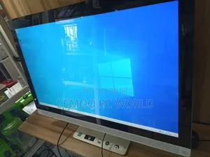 Desktop Computer HP Pavilion 27 8GB Intel Core I5 HDD 1T