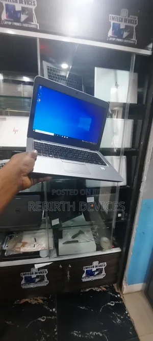 Laptop HP EliteBook 820 G3 8GB Intel Core i5 SSD 256GB