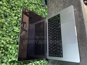 Laptop Apple MacBook Pro 2021 M1 16GB Apple M1 SSD 1T