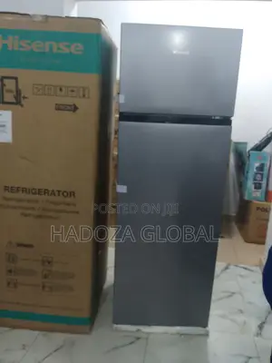 Hisense 240l Double Door Fridge – Reversible Door