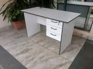 Portable Office Table