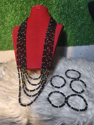 Black and Gold Set Beads