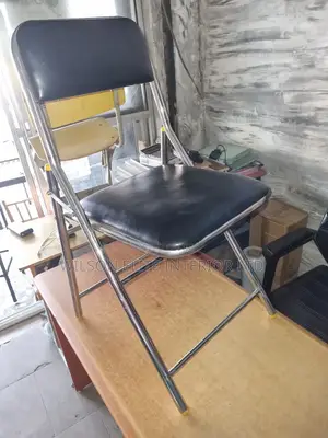 Folding Chair With Multiple Colours