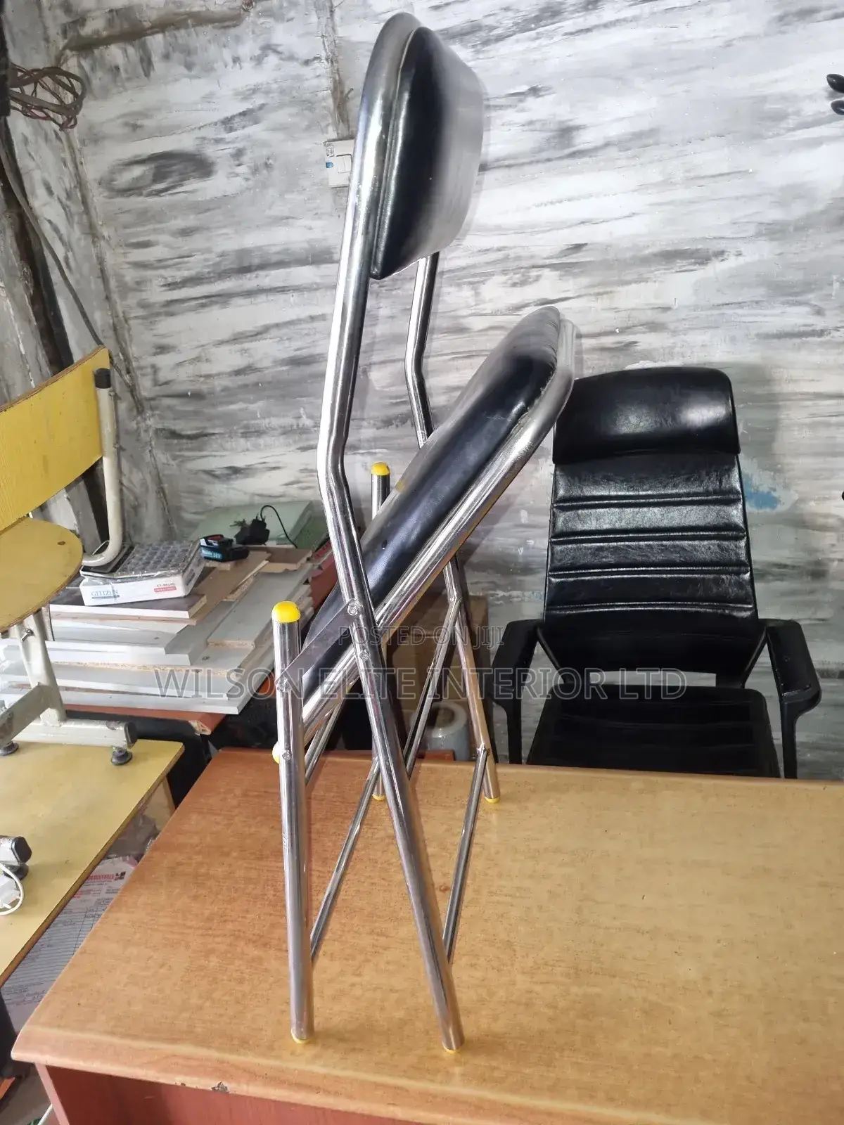 Folding Chair With Multiple Colours