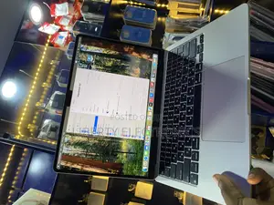 Laptop Apple MacBook Air 2022 M2 8GB Apple M2 SSD 256GB