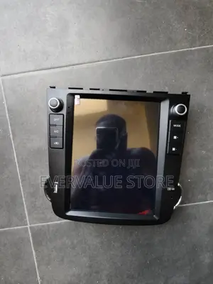 Honda Cr-v 2007-2012 Tesla Android Player + Reverse Camera