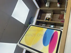 New Apple iPad (2022) 64 GB Yellow