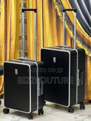 Original Luxury Traveling Boxes Available in Store