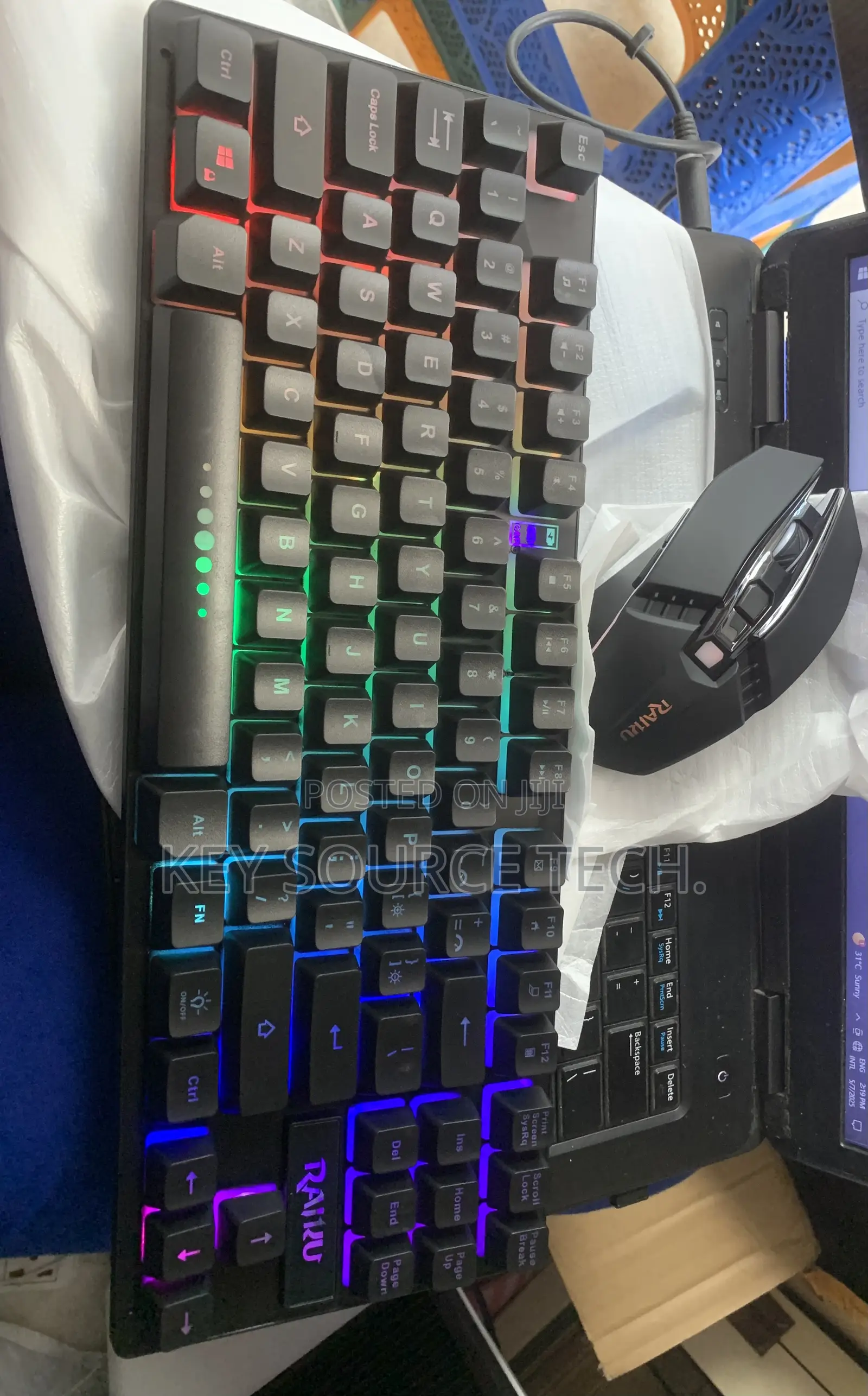 R905 Wireless Gaming Mouse and Keyboard With RGB Backlit