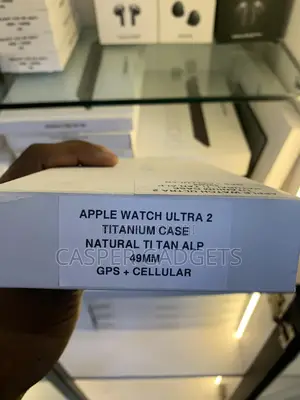 Apple Watch Ultra 2 49mm Natural Ti Tan Alp Band 2024