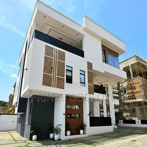 5bdrm Duplex in Asokoro for sale