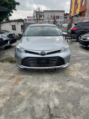 Toyota Avalon 2017 Silver