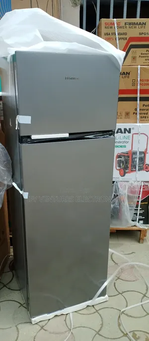 240 Liters Hisense Double Door Refrigerator, Silver Color