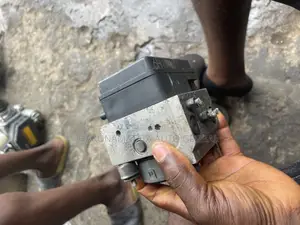 Abs Pump For Toyota Camry 4plug 2010