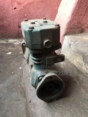 Air Compressor ( Mack )