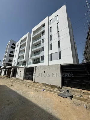 Furnished 2bdrm Townhouse/Terrace in Lekki for sale