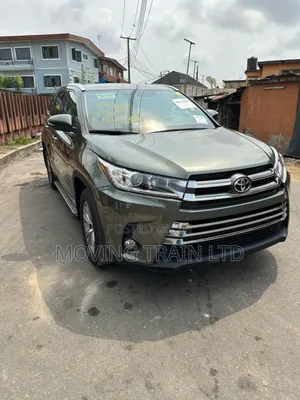 Toyota Highlander XLE V6 4x2 (3.5L 6cyl 6A) 2016 Gray