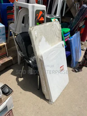 Biggest Plastic White Table