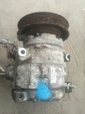 Ac Compressor for Toyota Matrix 2003/2007 Model