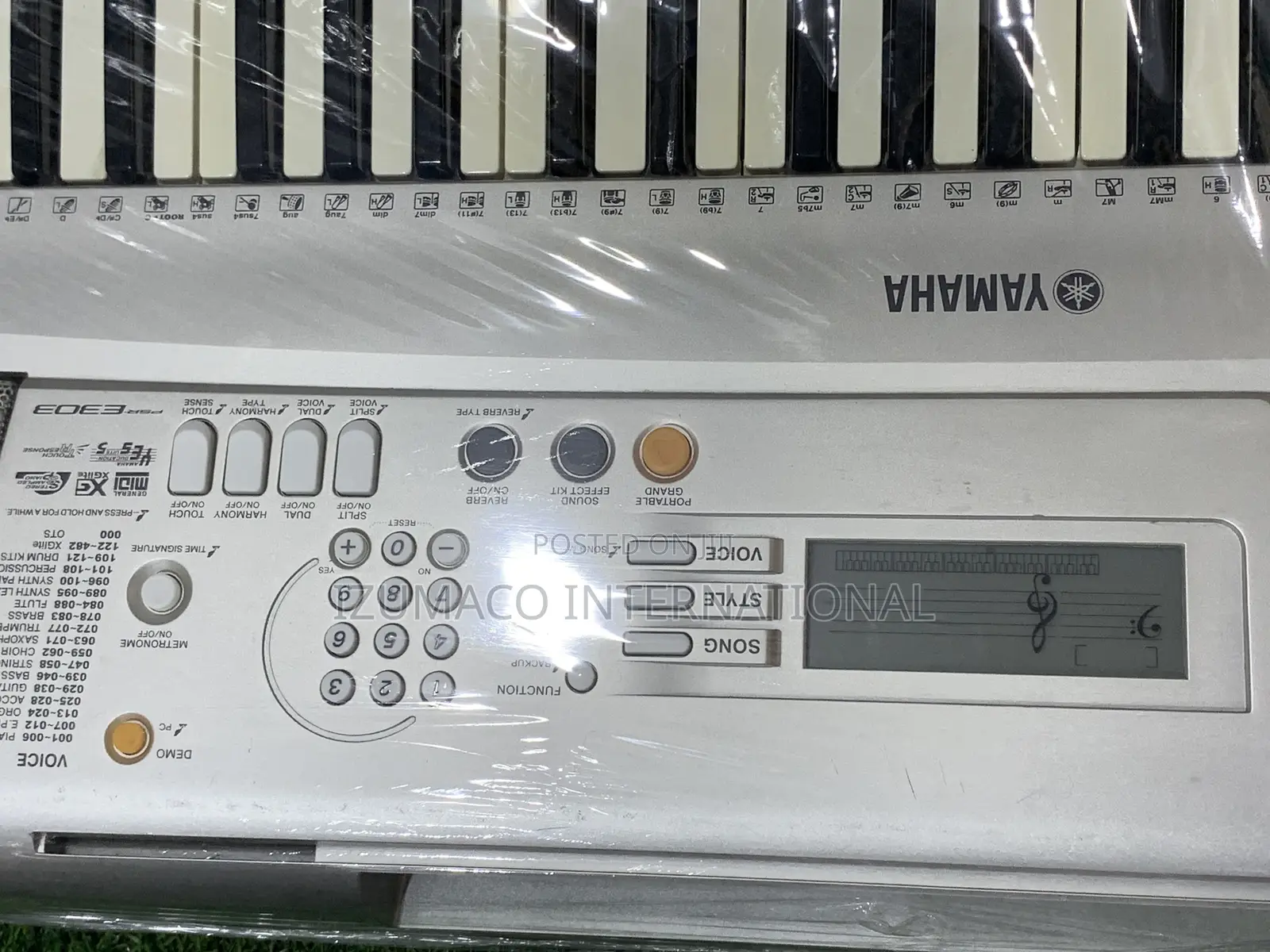 PSR- E303 Durable Yamaha Keyboard