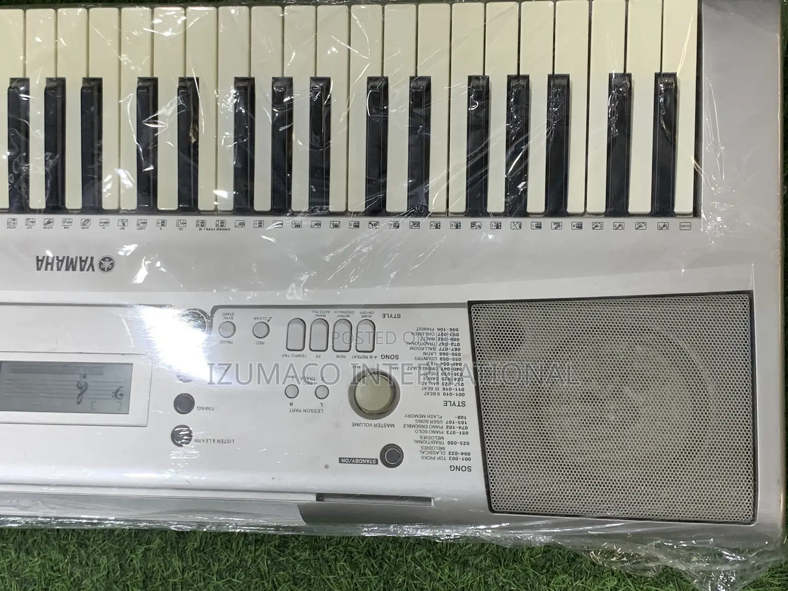 PSR- E303 Durable Yamaha Keyboard