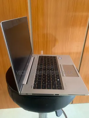 Laptop HP EliteBook 830 G5 8GB Intel Core I5 SSD 256GB
