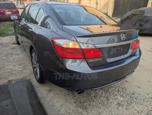 Honda Accord Sport 4dr Sedan (2.4L 4cyl 6M) 2014 Gray