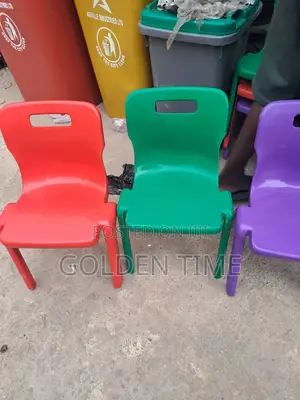 Plastic Strong M Chair