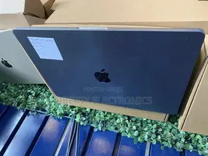 Laptop Apple MacBook Air 2023 M2 8GB Apple M2 SSD 512GB