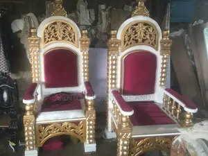 2 Royal Singles Chair