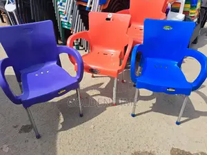 Arm Plastic Chairs