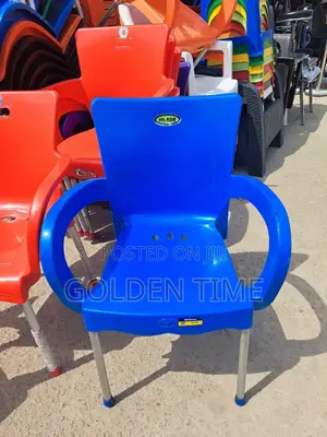 Arm Plastic Chairs