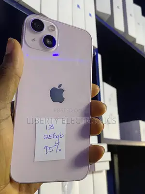 Apple iPhone 13 256 GB Pink