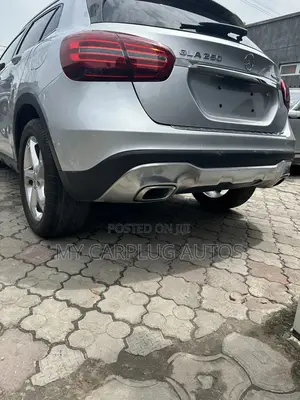 Mercedes-Benz GLA-Class 2019 Silver