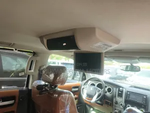 Toyota Sequoia Platinum 4dr SUV (5.7L 8cyl 6A) 2016 Black