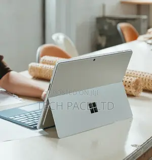 New Microsoft Surface Pro 16GB Qualcomm Snapdragon X Plus SSD 512GB