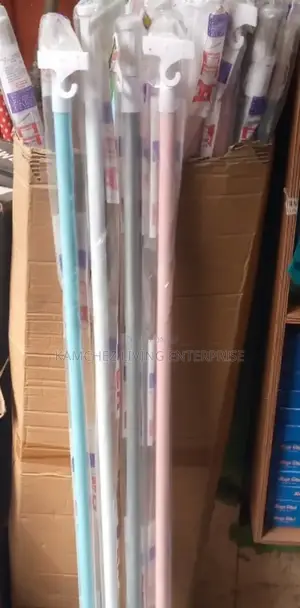 Adjustable Tension Shower Curtain Rod (No Drill)