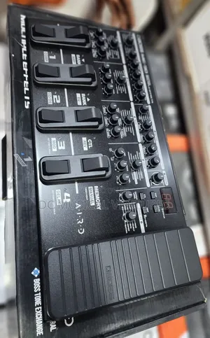 Boss Me-90 Lead Guitar Effect Pedal