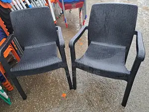 Four Leg Plastic Chair